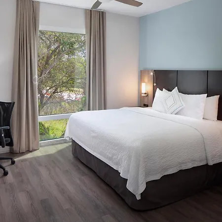 Star Suites - A Vero Beach Hotel